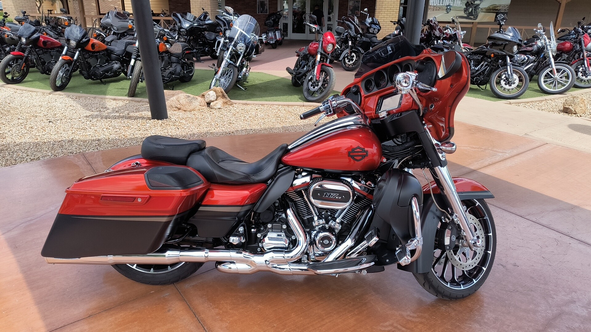 FLHXSE 2018 CVO™ Street Glide®