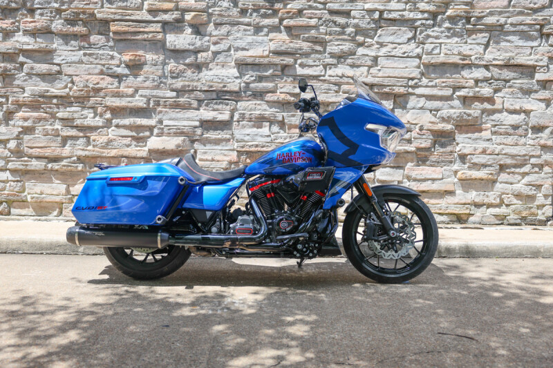2026 Harley-Davidson® CVO Road Glide ST Electric Coast