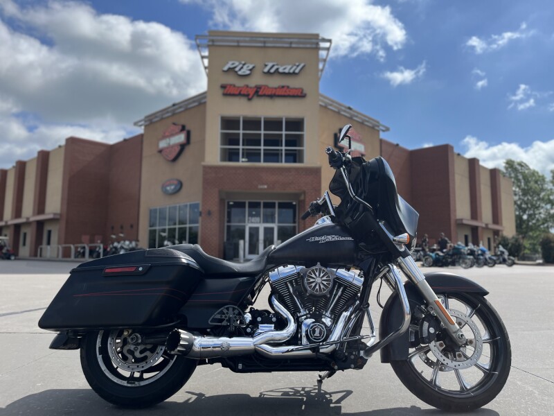 2015 Harley-Davidson® Street Glide® Special Black Denim 618301