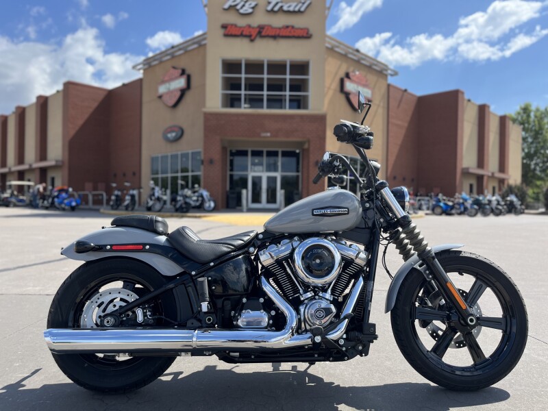 2025 Harley-Davidson® FXBB Street Bob® Billiard Gray 028306