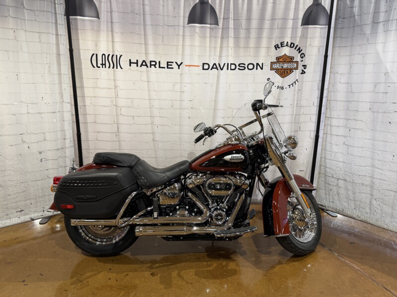 2024 Harley-Davidson® Heritage Classic Red Rock / Vivid Black - Black Finish