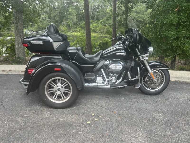 FLHTCUTG 2019 Tri Glide® Ultra