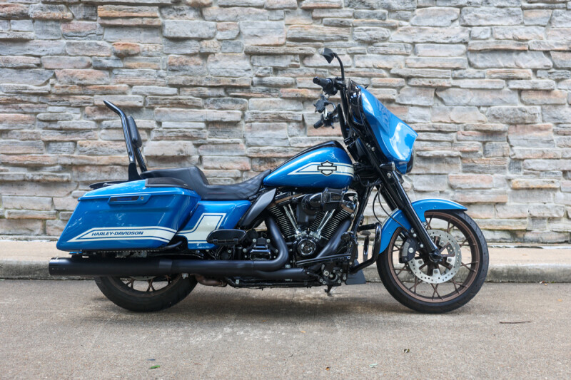 2023 Harley-Davidson® Street Glide® ST Fast Johnnie