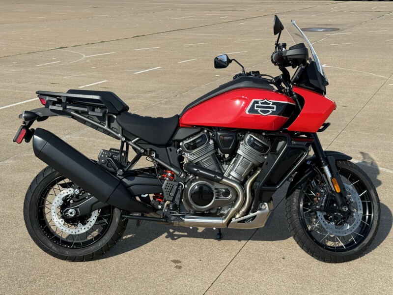 2026 Harley-Davidson® Pan America® 1250 Special Blood Orange Black Laced Wheels