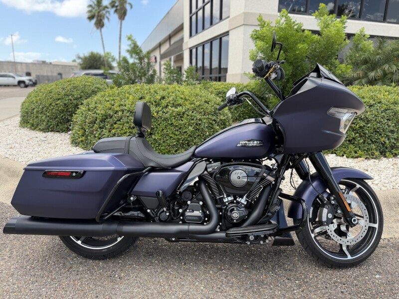 2025 Harley-Davidson® Road Glide® Purple Abyss Denim - Black Finish