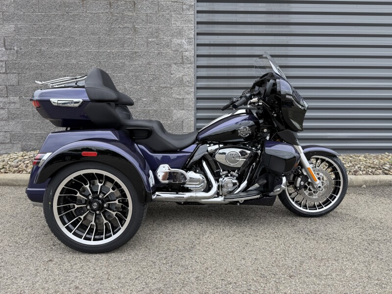 2026 Harley-Davidson® Street Glide 3 Limited FLHLT