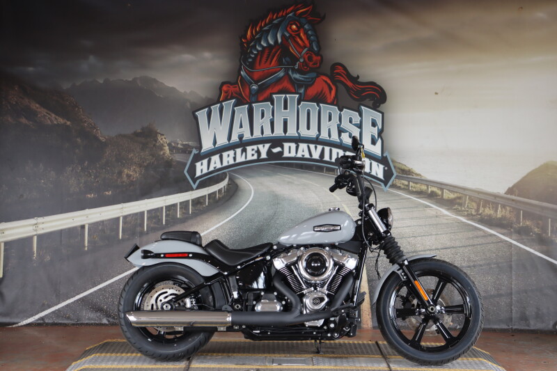 FXBB 2025 Street Bob™