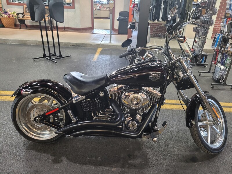 2009 Harley-Davidson® Softail® Rocker™ C Vivid Black