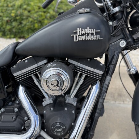 2014 Harley-Davidson® Street Bob® BLACK DENIM thumb 3