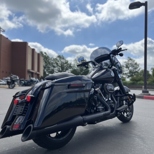2025 Harley-Davidson® FLHRXS Road King® Special Vivid Black 615335 thumb 2