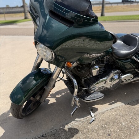 2016 Harley-Davidson® Street Glide® Special Deep Jade Pearl thumb 1