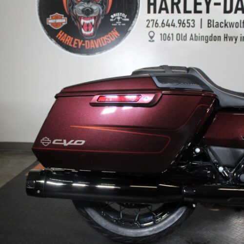 2024 CVO™ Road Glide® FLTRXSE  thumb 3