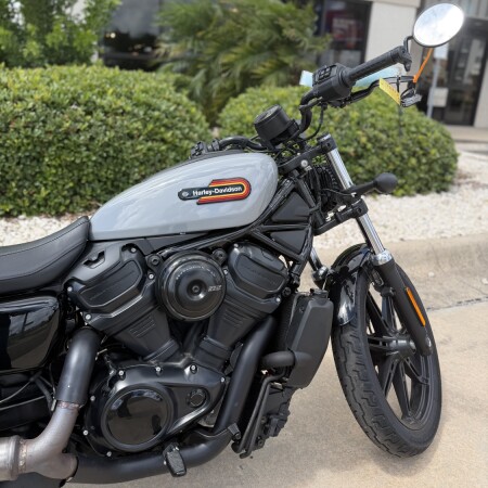2025 Harley-Davidson® Nightster® Billiard Gray thumb 3