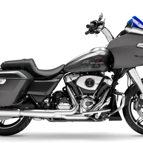 2026 Harley-Davidson® Road Glide® Midnight Ember Chrome Trim thumb 3