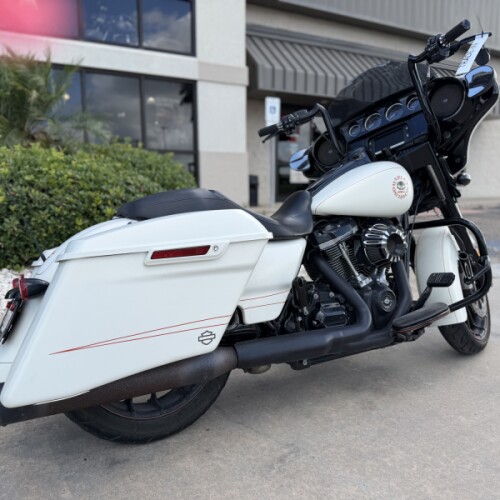 2018 Harley-Davidson® Street Glide® Special Bonneville Salt Denim thumb 0