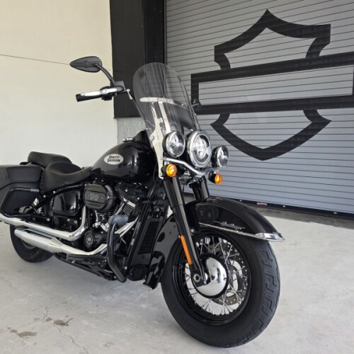 2021 Harley-Davidson® Heritage Classic 114 Black Jack Metallic thumb 3