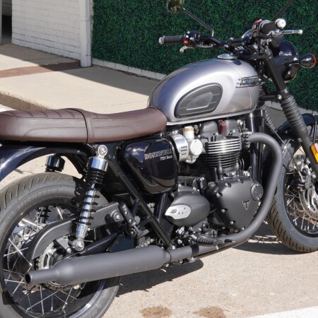 2025 Triumph Bonneville T120 Black thumb 0