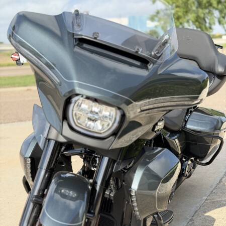 2026 Harley-Davidson® Street Glide Limited Iron Horse Metallic Black Trim thumb 1