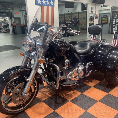 2015 Harley-Davidson Freewheeler FLRT thumb 0