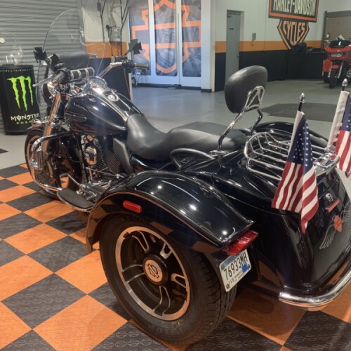 2015 Harley-Davidson Freewheeler FLRT thumb 1