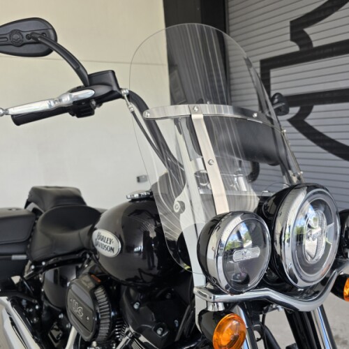 2021 Harley-Davidson® Heritage Classic 114 Black Jack Metallic thumb 2
