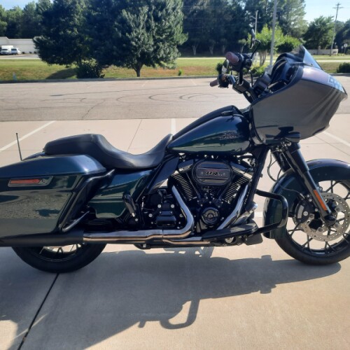 2021 Harley-Davidson® Road Glide® Special Snake Venom - Black Finish thumb 0