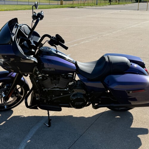 2026 Harley-Davidson® Road Glide® Purple Abyss Black Trim thumb 0