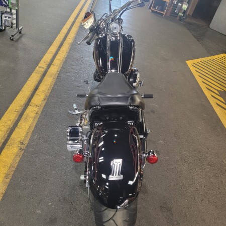 2009 Harley-Davidson® Softail® Rocker™ C Vivid Black thumb 2