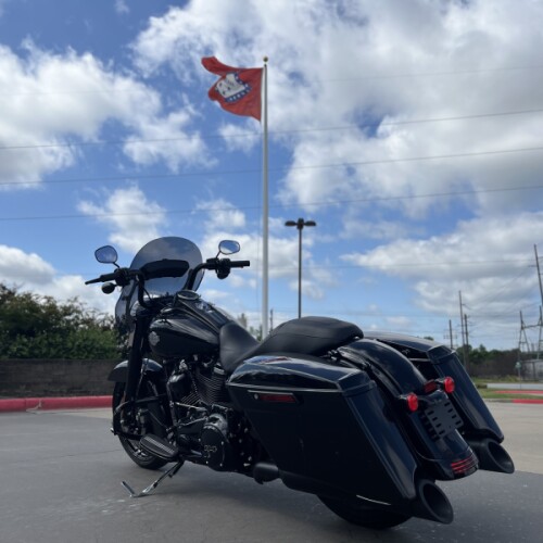 2025 Harley-Davidson® FLHRXS Road King® Special Vivid Black 615335 thumb 0