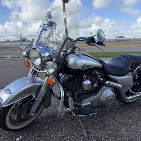 2003 Harley-Davidson® Road King® Classic SILVER/BLACK thumb 0