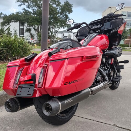 Harley-Davidson® CVO™ Road Glide™ ST 2025 thumb 1