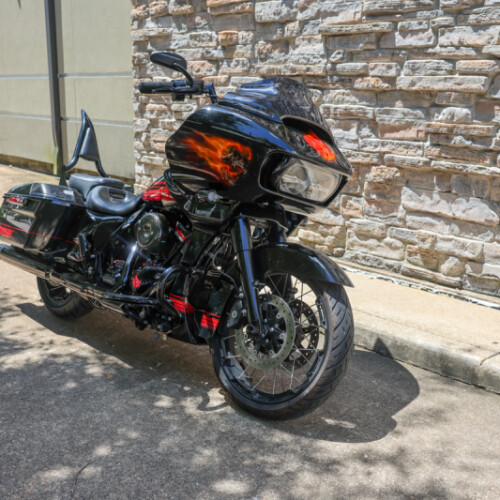2021 Harley-Davidson® CVO™ Road Glide® Black Hole thumb 3