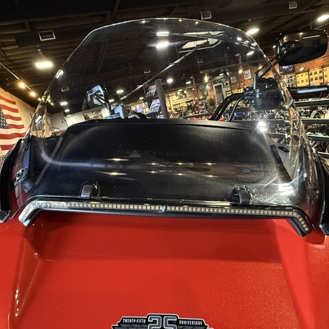 2024 Harley-Davidson® CVO™ Street Glide® thumb 1
