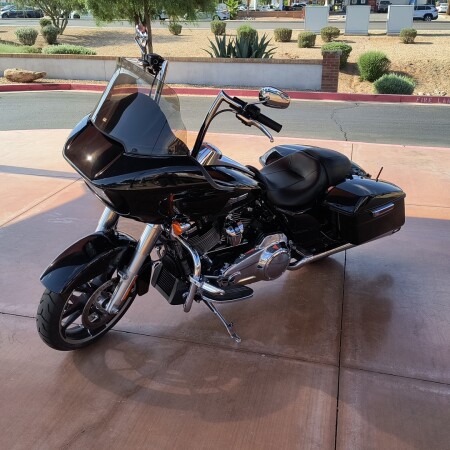 FLTRX 2023 Road Glide® thumb 1