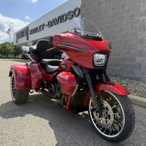 2026 Harley-Davidson® Street Glide 3 Limited FLHLT thumb 2