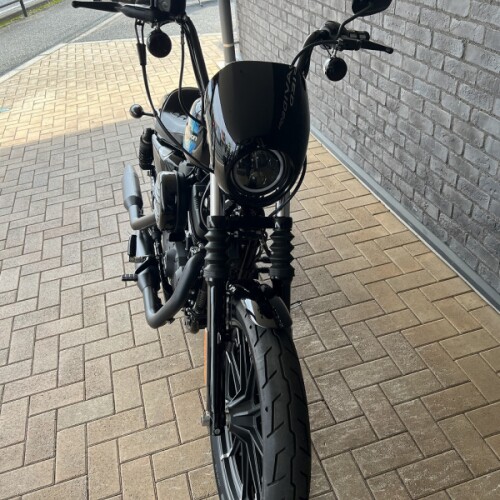 2018 Harley-Davidson® Iron 1200™ Vivid Black thumb 0