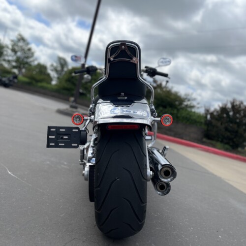 2025 Harley-Davidson® FLSTFI Fat Boy® Gray Ghost Reflection 024022 thumb 1