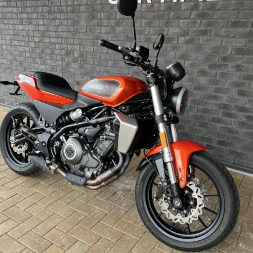 2024 Harley-Davidson® Harley-Davidson X™ 350 Dynamic Orange thumb 3