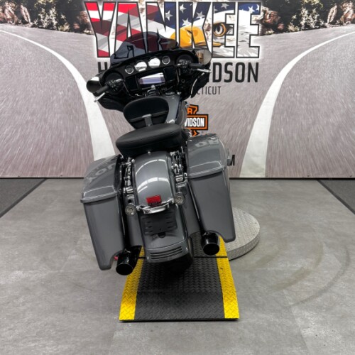 2021 FLHXS Street Glide® Special thumb 2