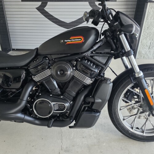 2026 Harley-Davidson® Nightster® Special Black Denim Black Trim thumb 1