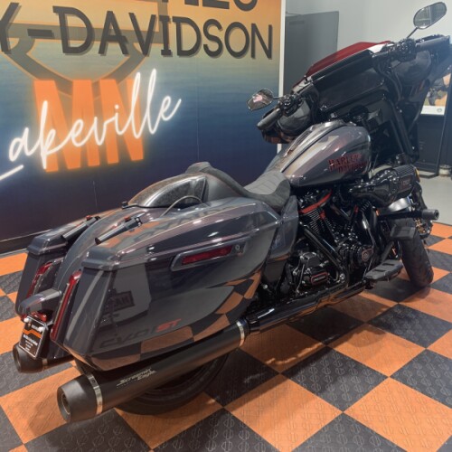 2026 Harley-Davidson CVO Street Glide ST FLHXSTSE thumb 3