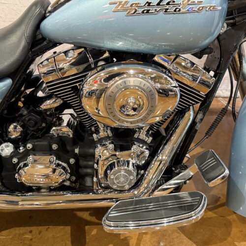 2007 Harley-Davidson® Road King® Custom SUEDE BLUE PRL thumb 2