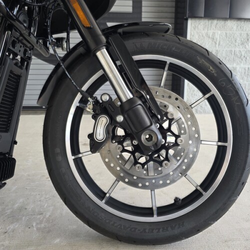 2026 Harley-Davidson® Low Rider™ ST thumb 1