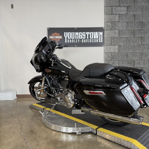 2026 Harley-Davidson® Street Glide® FLHX thumb 0