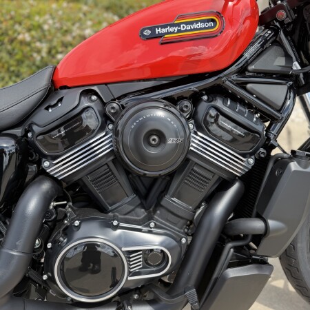 2026 Harley-Davidson® Nightster® Special Blood Orange Black Trim thumb 2