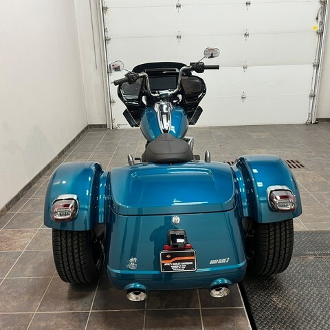 FLTRT 2026 Road Glide 3 thumb 1