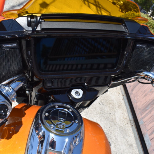 2026 Harley-Davidson® CVO Street Glide FLHXSE thumb 0