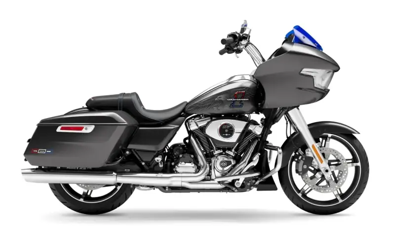 2026 Harley-Davidson® Road Glide® Midnight Ember Chrome Trim