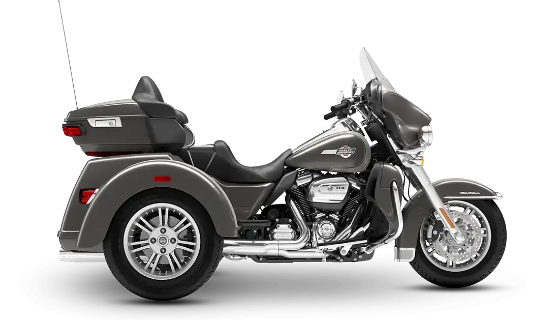 2023 Harley-Davidson® Tri Glide® Ultra Gray Haze/Silver Fortune