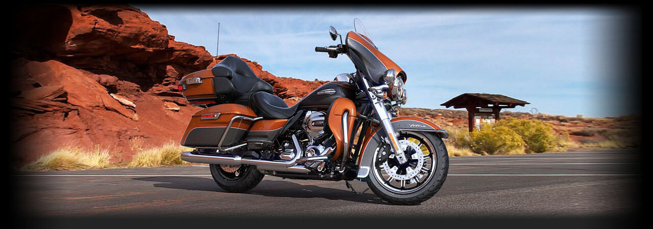 2015 Harley-Davidson® Electra Glide® Ultra Classic™ Two-Tone Amber Whiskey/Charcoal Pearl